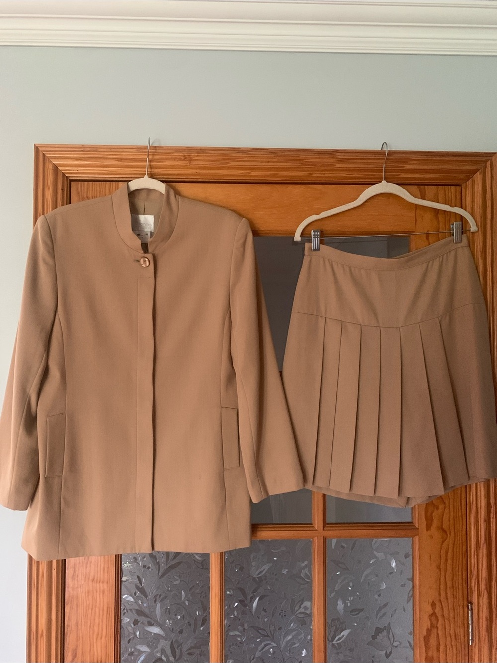VINTAGE 90s Reliance Classique Tan Skort Suit Set – Rare Find! Sz 10